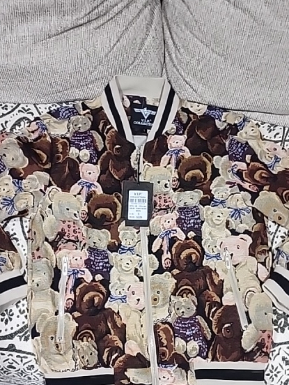V.I.P. Collection Men's Teddy/Bear Pattern Varsity Bomber Jacket Size S - Picture 2 of 10